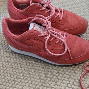 Reebok Classic Women's Vibrant Coral Sneakers